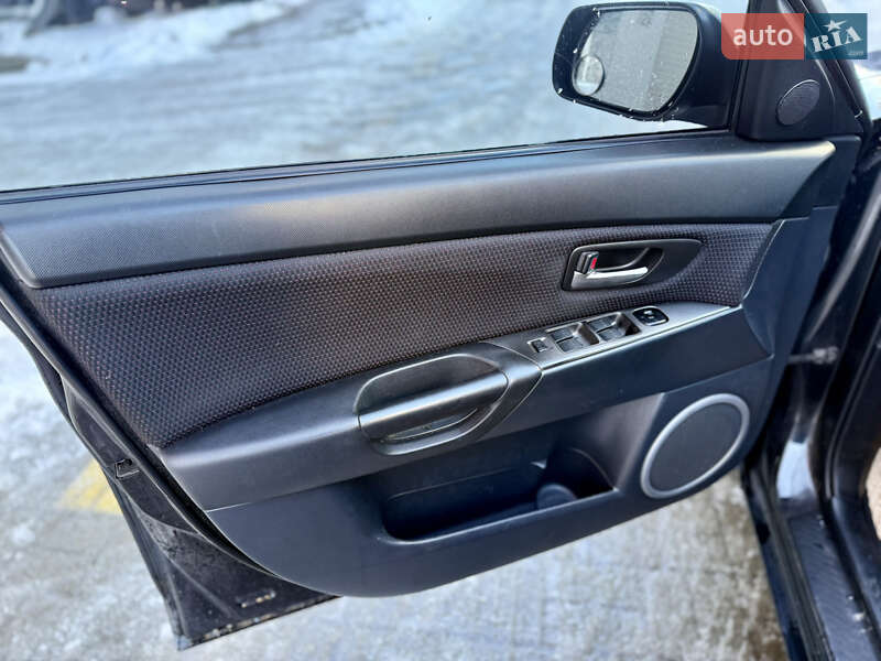 Седан Mazda 3 2007 в Львове