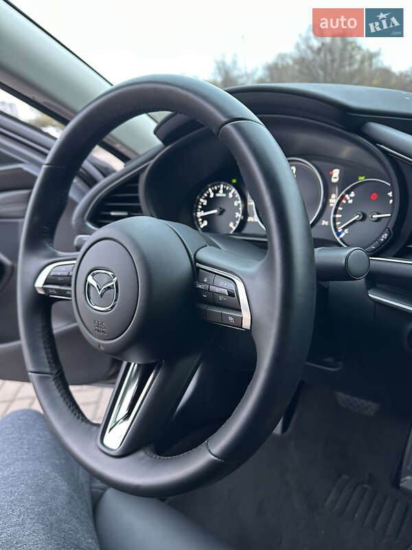 Седан Mazda 3 2024 в Киеве фото 34 Седан Mazda 3 2024 в Киеве