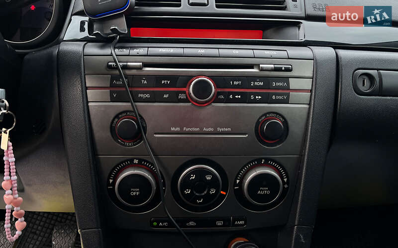 Хэтчбек Mazda 3 2006 в Коломые