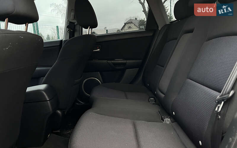 Хэтчбек Mazda 3 2006 в Коломые