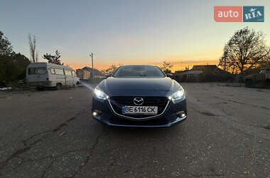Седан Mazda 3 2017 в Николаеве