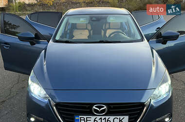 Седан Mazda 3 2017 в Николаеве