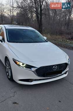 Седан Mazda 3 2023 в Днепре