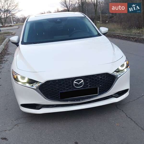 Седан Mazda 3 2023 в Дніпрі