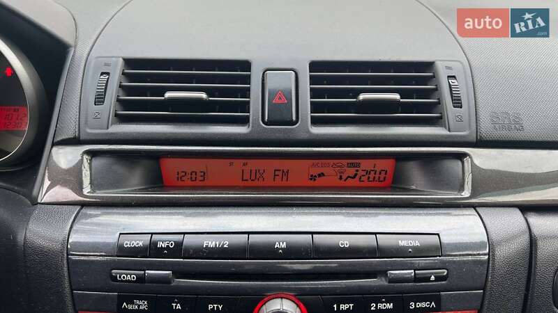 Седан Mazda 3 2008 в Киеве