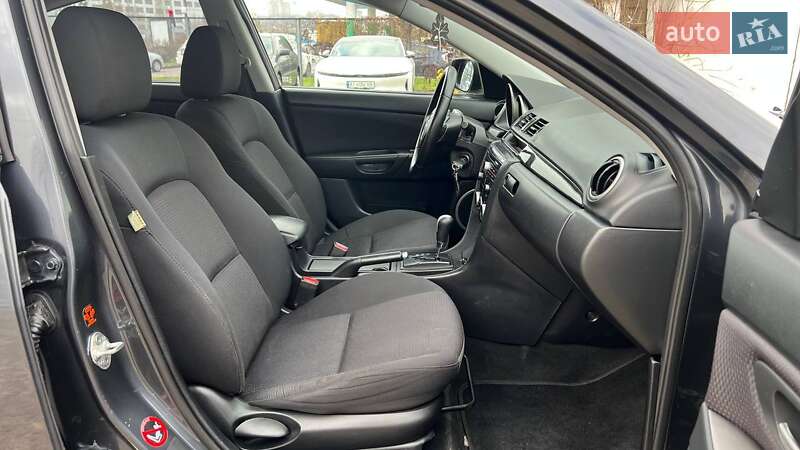 Седан Mazda 3 2008 в Киеве