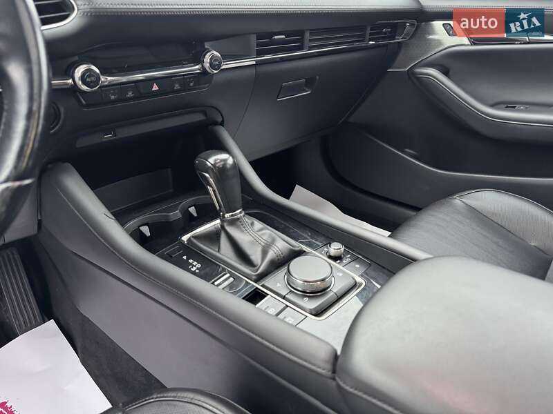 Хэтчбек Mazda 3 2019 в Днепре