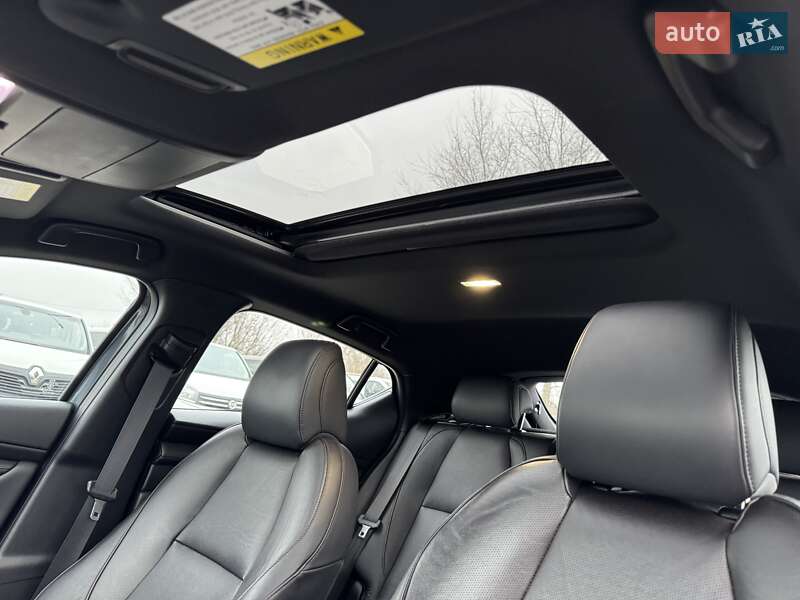 Хэтчбек Mazda 3 2019 в Днепре