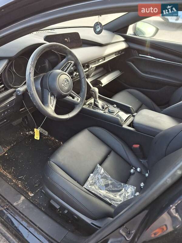 Хетчбек Mazda 3 2022 в Києві