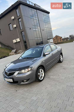 Хэтчбек Mazda 3 2004 в Черновцах