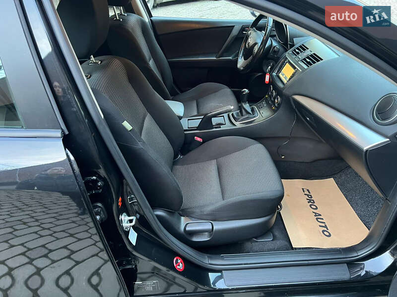 Хэтчбек Mazda 3 2011 в Коломые