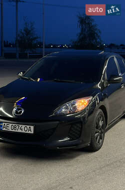 Седан Mazda 3 2012 в Дніпрі