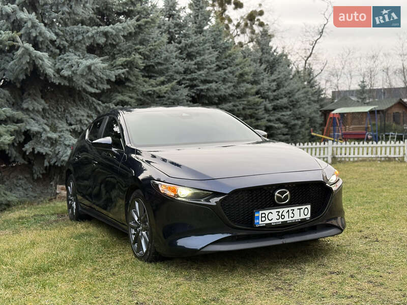 Хэтчбек Mazda 3 2019 в Киеве