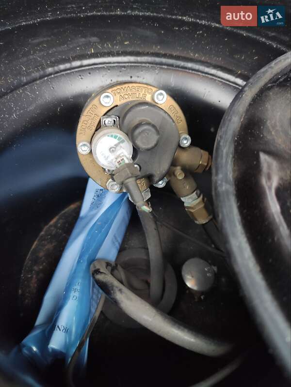 Седан Mazda 3 2008 в Києві