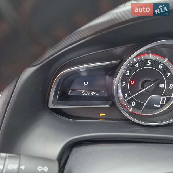 Седан Mazda 3 2015 в Киеве фото 5 Седан Mazda 3 2015 в Киеве