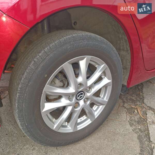 Седан Mazda 3 2015 в Киеве фото 13 Седан Mazda 3 2015 в Киеве