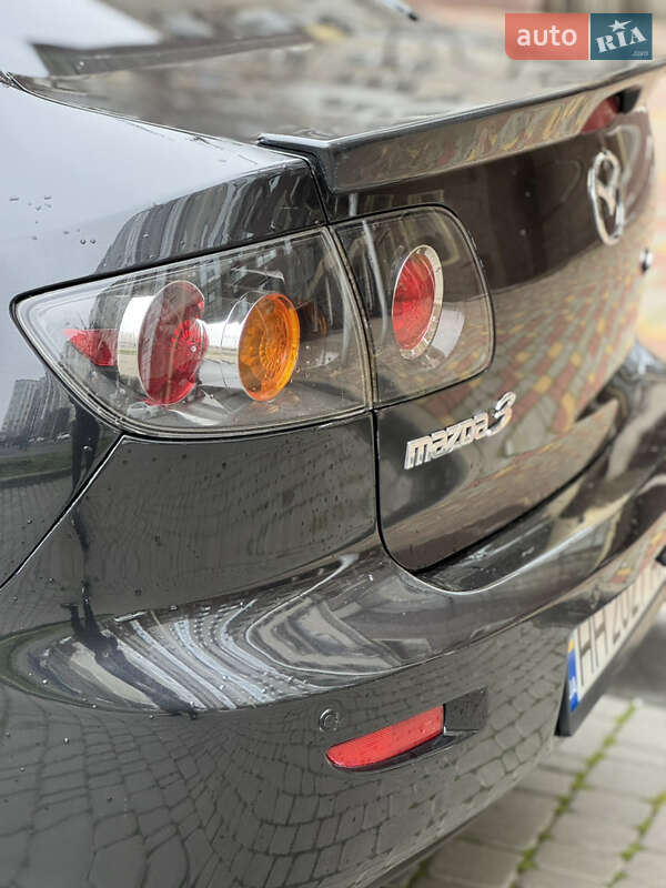 Седан Mazda 3 2006 в Одессе