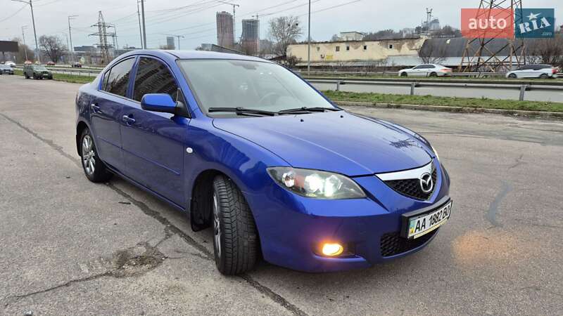 Седан Mazda 3 2006 в Києві