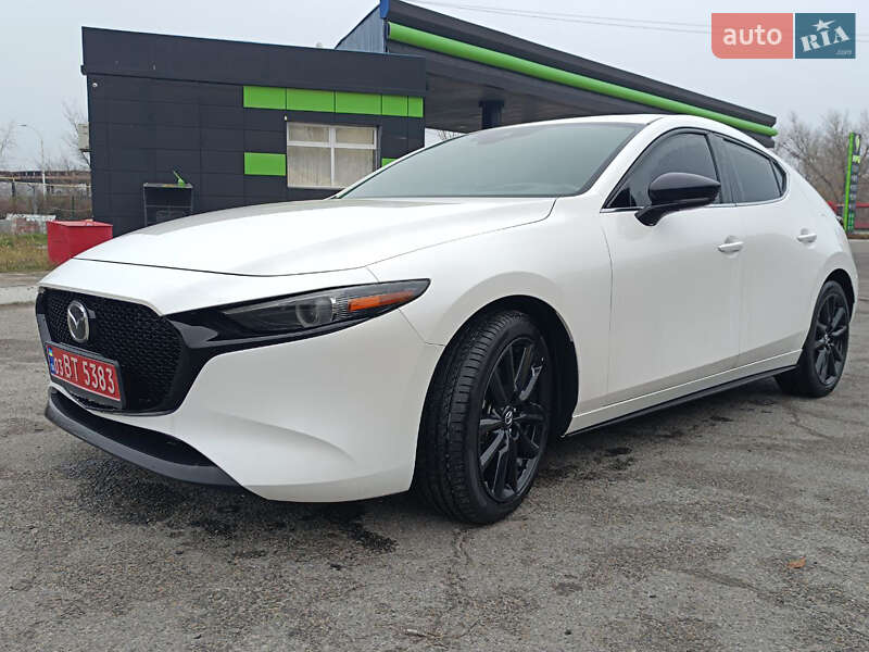 Хетчбек Mazda 3 2021 в Дніпрі