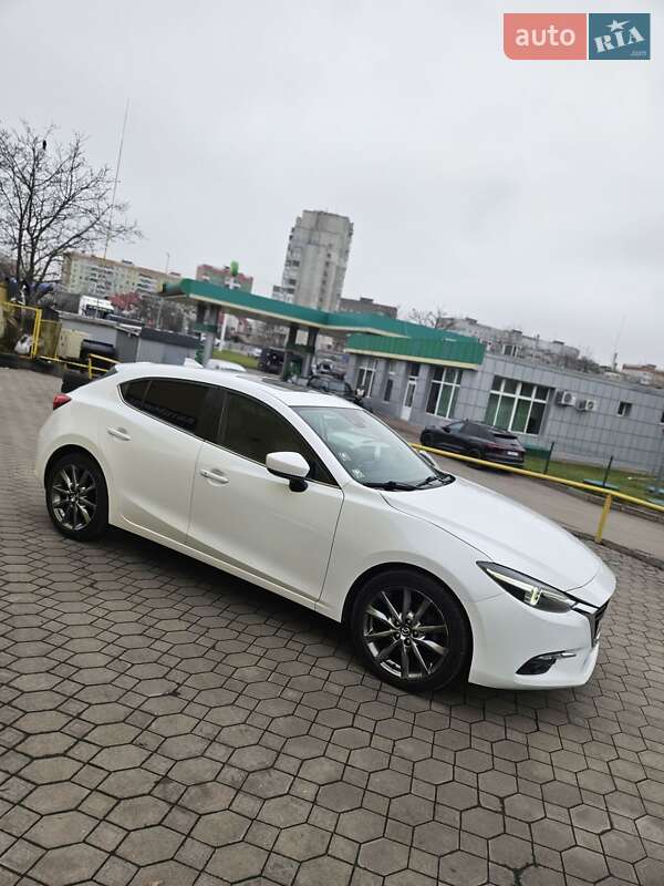 Хетчбек Mazda 3 2018 в Львові фото 5 Хетчбек Mazda 3 2018 в Львові