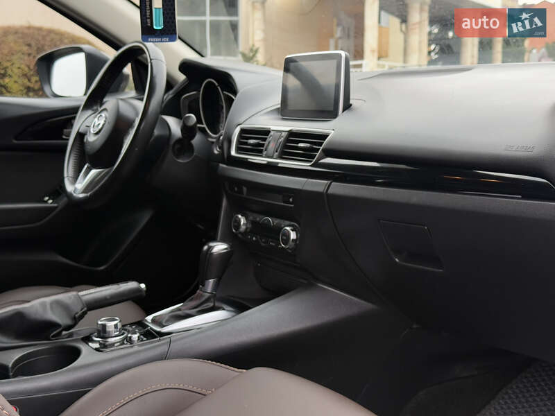 Хетчбек Mazda 3 2014 в Тернополі