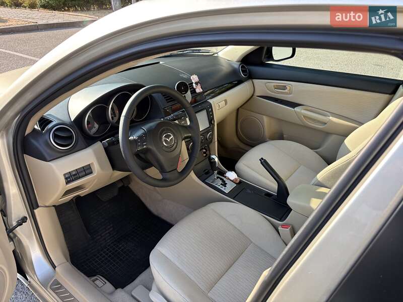 Седан Mazda 3 2007 в Одесі