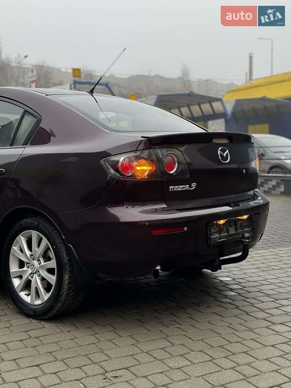Седан Mazda 3 2007 в Тернополі