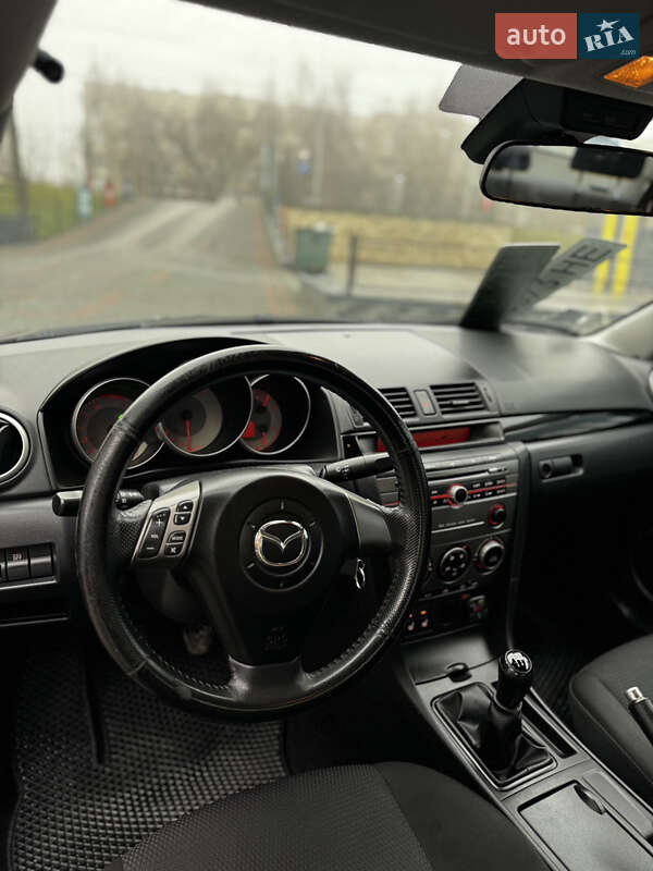 Седан Mazda 3 2007 в Тернополі