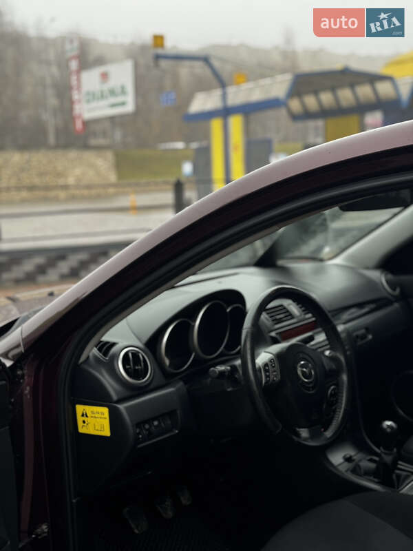 Седан Mazda 3 2007 в Тернополі
