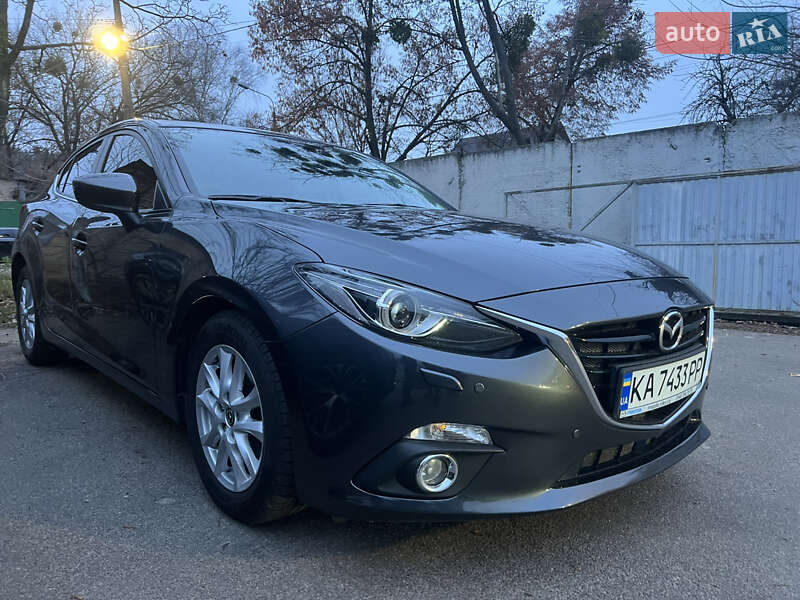 Mazda 3 2016