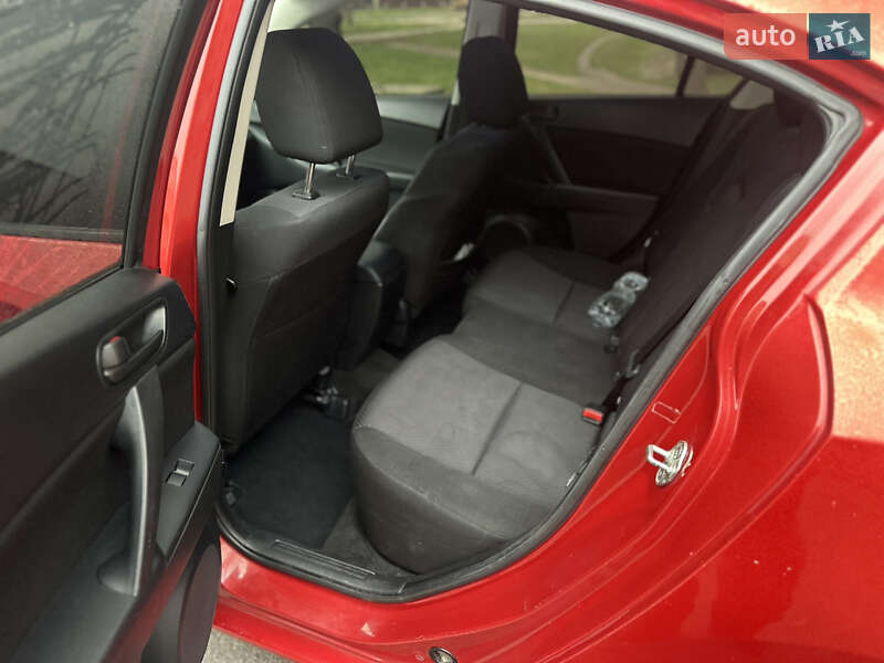 Седан Mazda 3 2009 в Києві