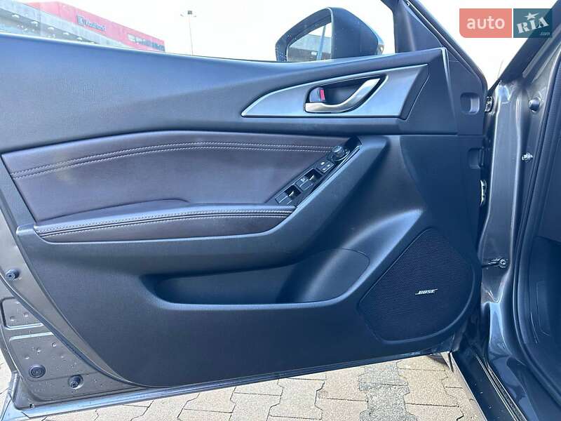 Седан Mazda 3 2016 в Львові фото 18 Седан Mazda 3 2016 в Львові