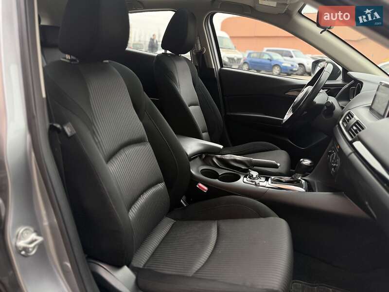 Хетчбек Mazda 3 2015 в Києві фото 16 Хетчбек Mazda 3 2015 в Києві