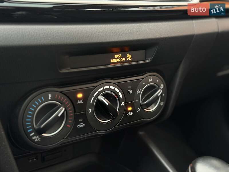 Хетчбек Mazda 3 2015 в Києві фото 22 Хетчбек Mazda 3 2015 в Києві