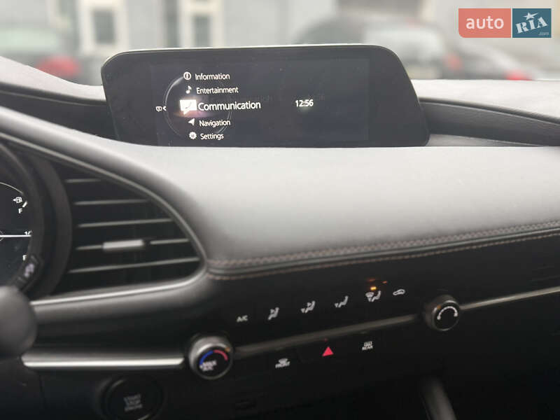 Седан Mazda 3 2019 в Киеве