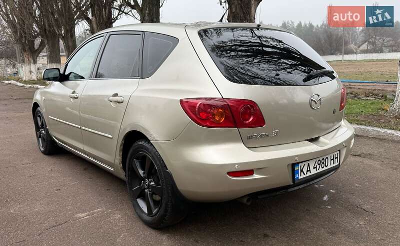 Хэтчбек Mazda 3 2004 в Киеве