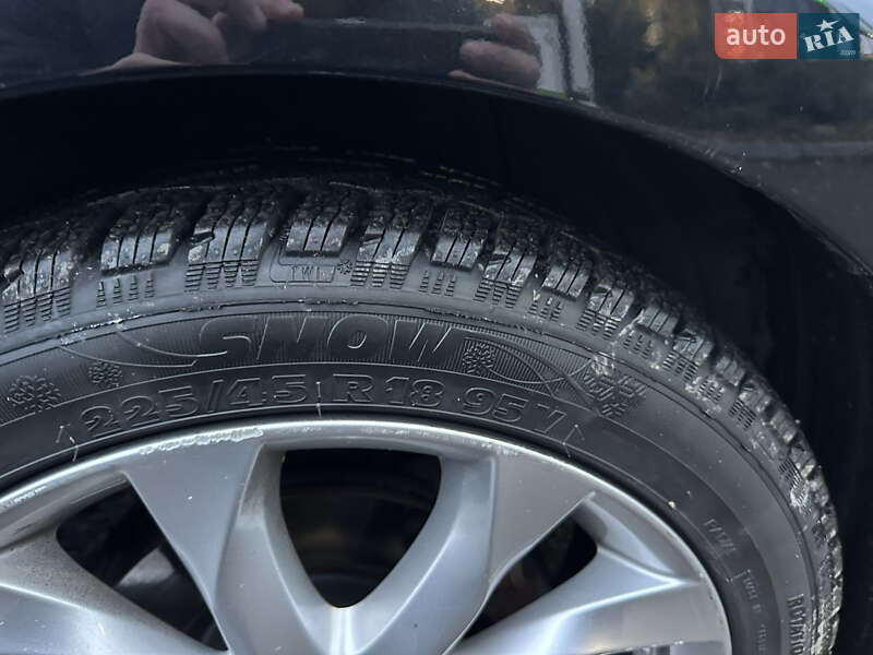 Хетчбек Mazda 3 2014 в Рівному фото 6 Хетчбек Mazda 3 2014 в Рівному