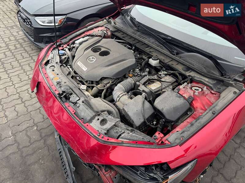 Седан Mazda 3 2022 в Львове