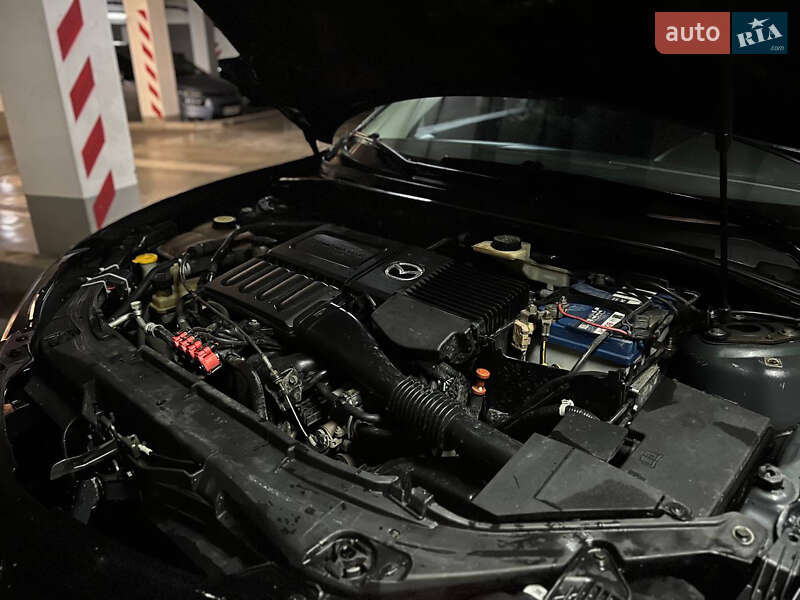 Седан Mazda 3 2004 в Одесі