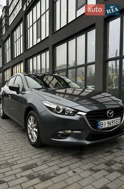 Седан Mazda 3 2013 в Полтаве