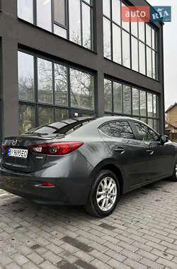 Седан Mazda 3 2013 в Полтаве
