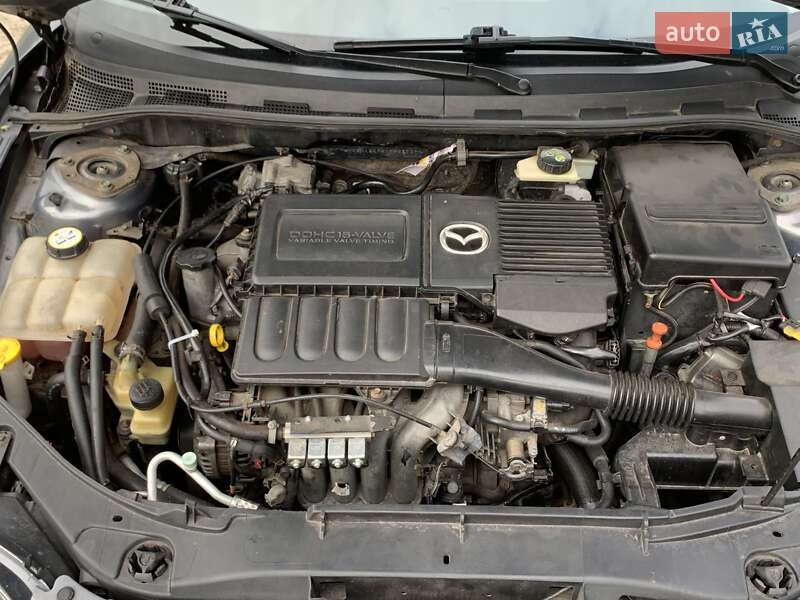Седан Mazda 3 2008 в Черкасах
