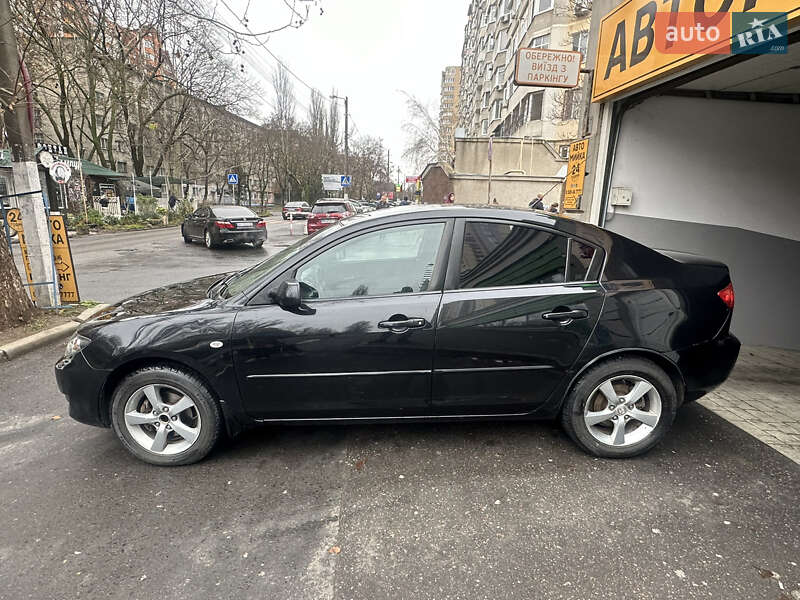 Седан Mazda 3 2004 в Одесі