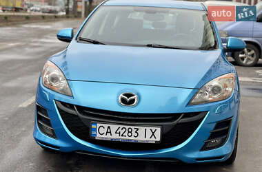 Хэтчбек Mazda 3 2009 в Киеве