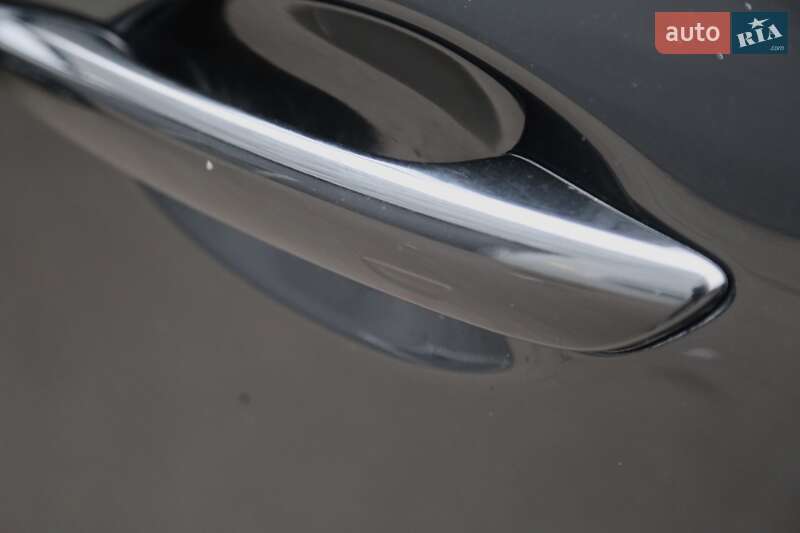 Хэтчбек Mazda 3 2019 в Киеве фото 30 Хэтчбек Mazda 3 2019 в Киеве