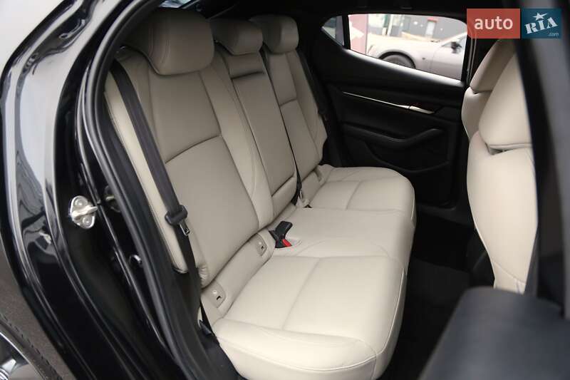 Хэтчбек Mazda 3 2019 в Киеве фото 11 Хэтчбек Mazda 3 2019 в Киеве
