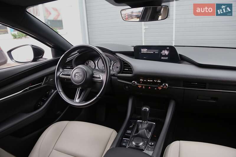 Хэтчбек Mazda 3 2019 в Киеве фото 13 Хэтчбек Mazda 3 2019 в Киеве