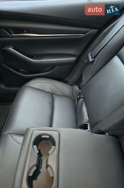Седан Mazda 3 2023 в Полтаві