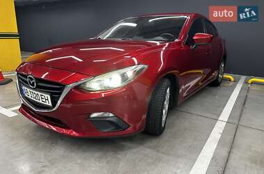 Хэтчбек Mazda 3 2015 в Киеве