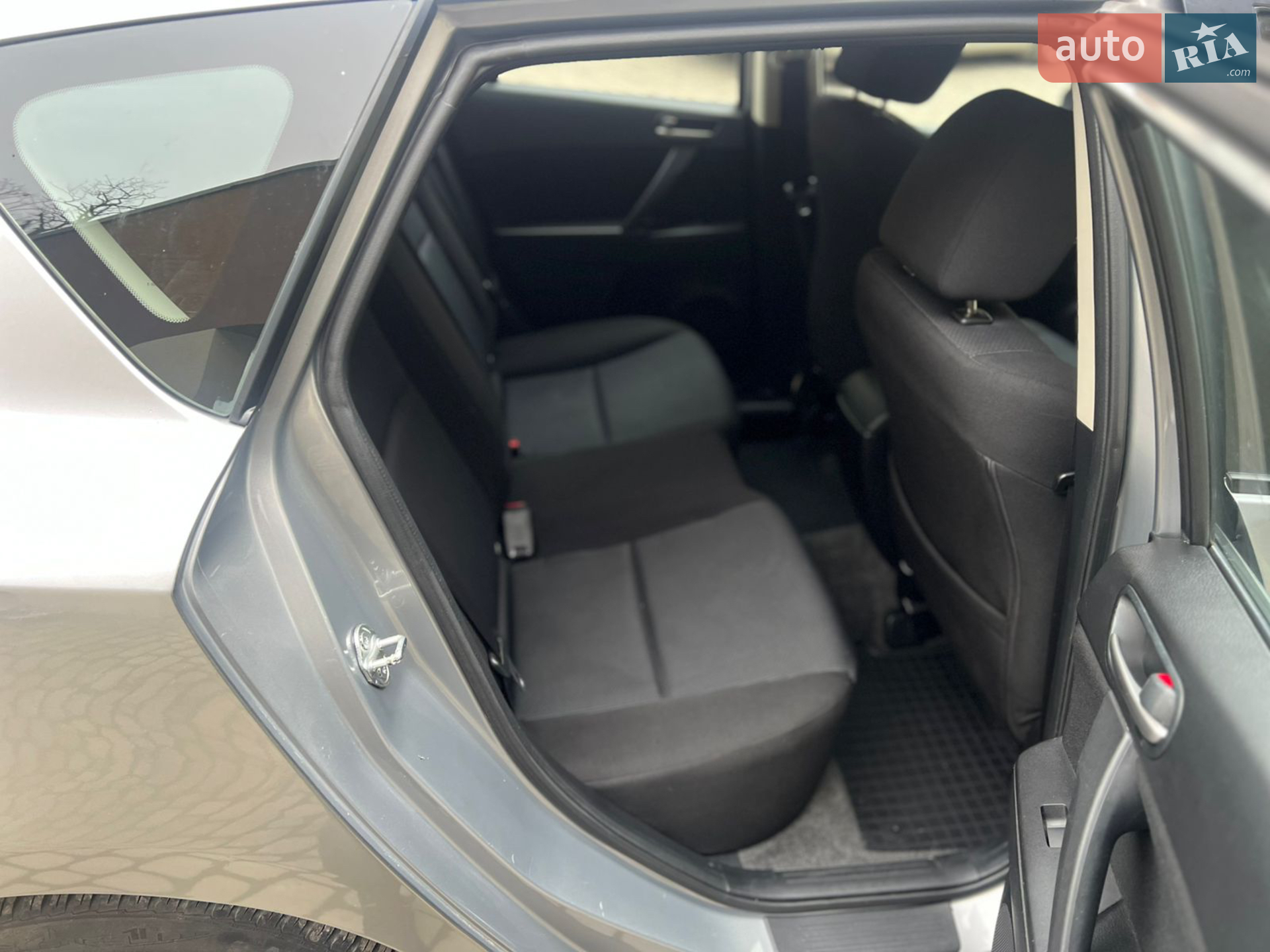 2010 Mazda 3 - мініатюра 21